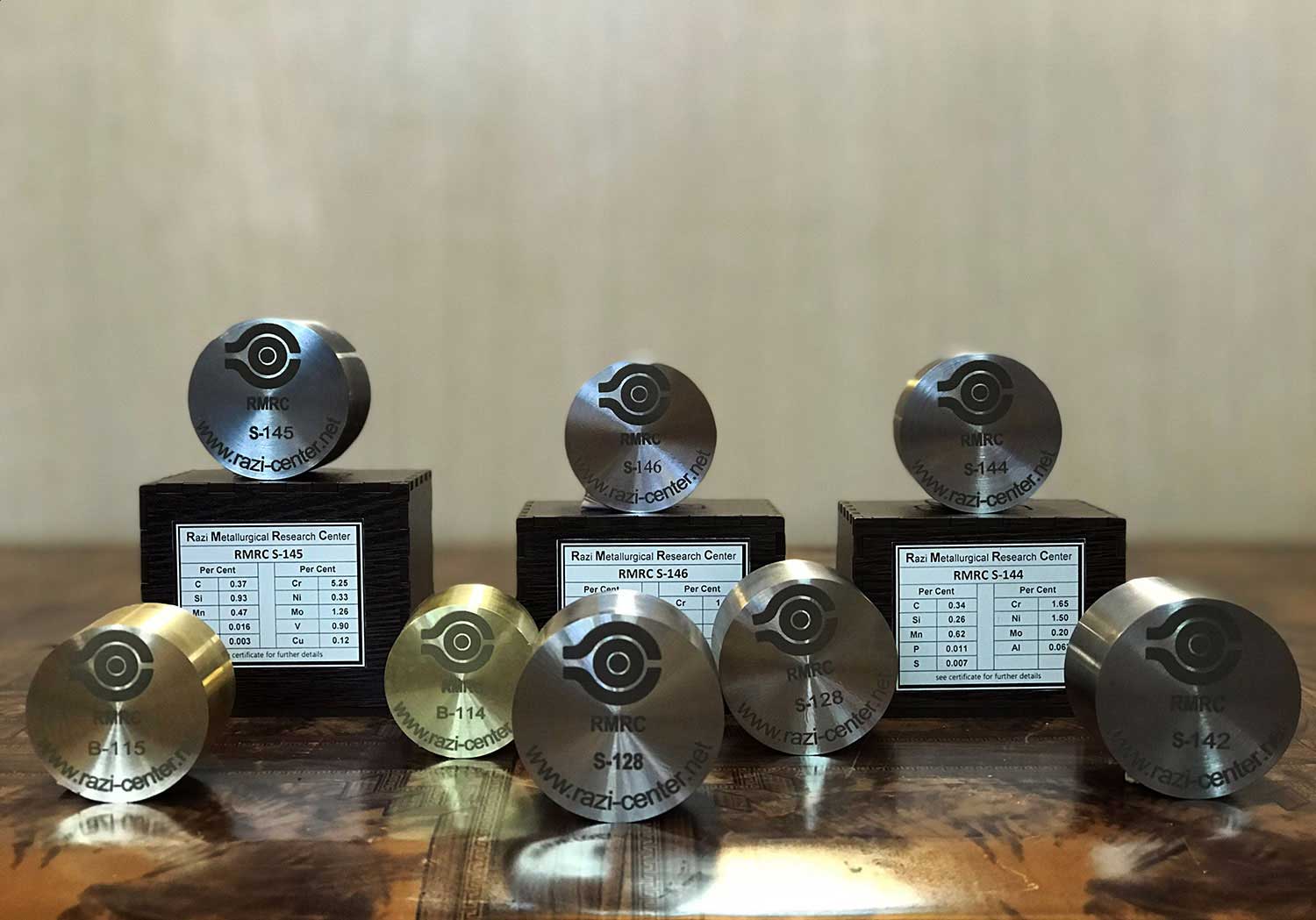 Reference Material 1 - Standard laboratory reference material samples for calibration and quality control in chemical analysis and metallurgy